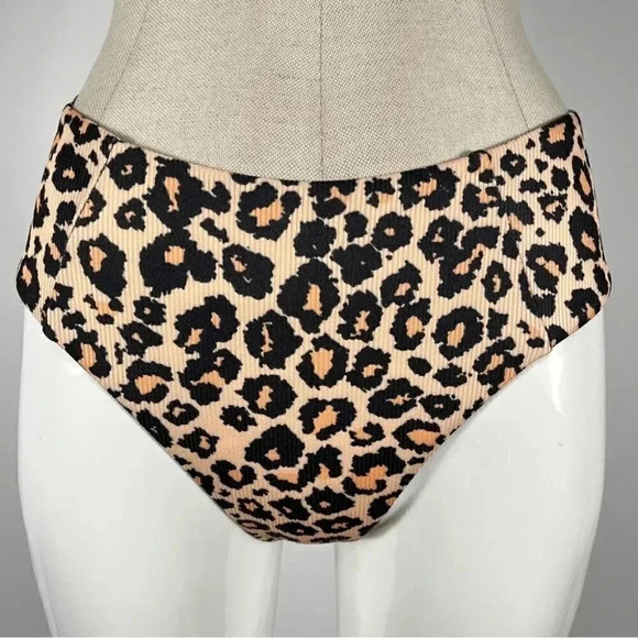 Shein leopard print  bikini bottom NWOT - Picture 1 of 8